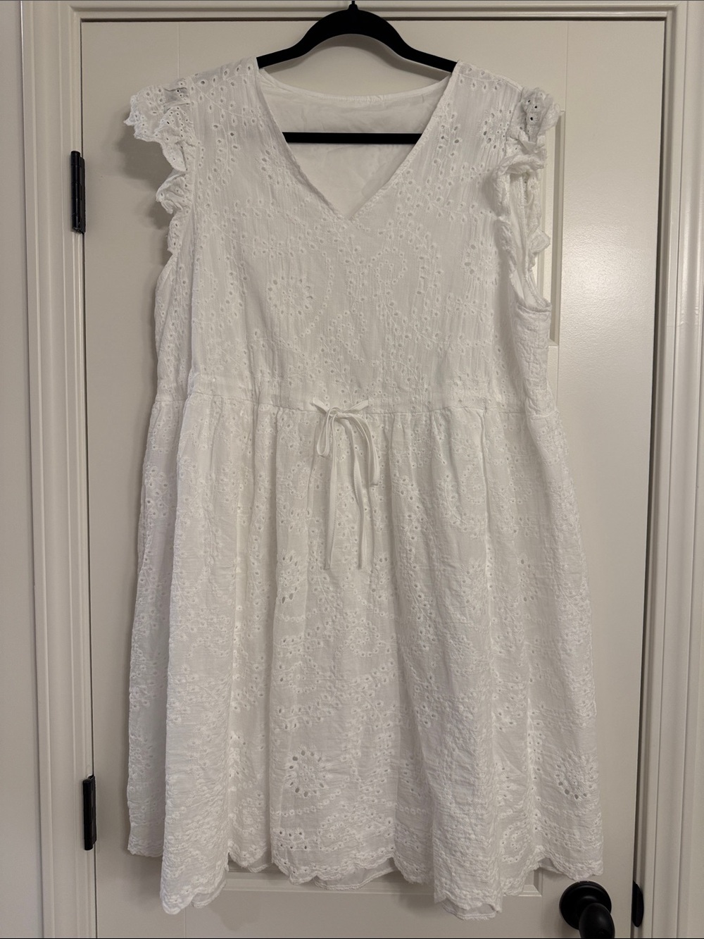 SHEIN White Eyelet V-Neck Casual Dress